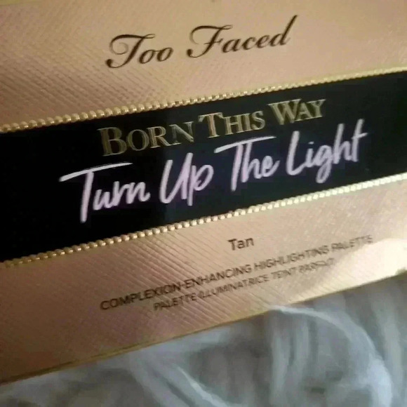 Too Faced highlight and blush palette Bundle - Picture 4 of 7